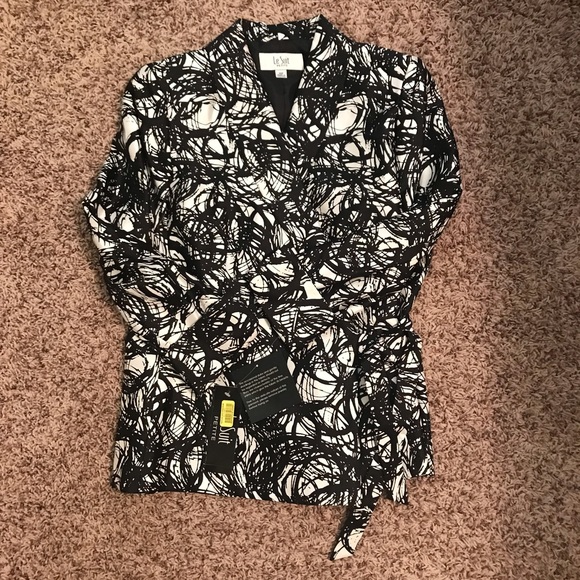 Le Suit Pant and Jacket Set- NWT - Picture 3 of 11